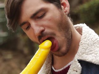 guy sucks cock candy @ a blowjob is always a great last minute gift idea